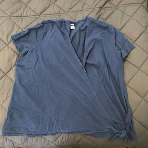 🌻 Old Navy Wrap Shirt